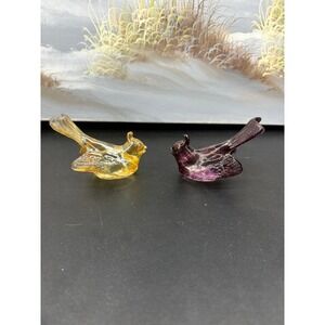 Vintage Art Glass Bird Figurines Set of 2 Amber Yellow Amethyst Purple 3.5 inch